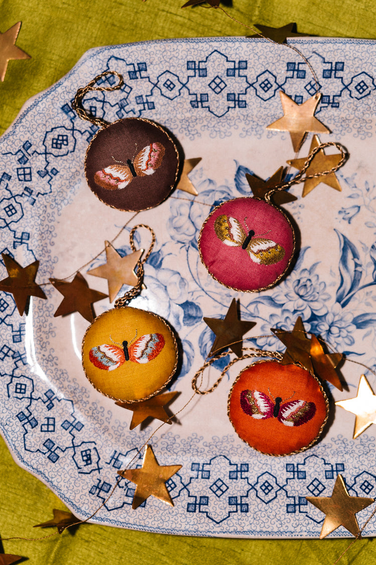 Astrid Ornament Set in Chocolate and Ginger (2pc)