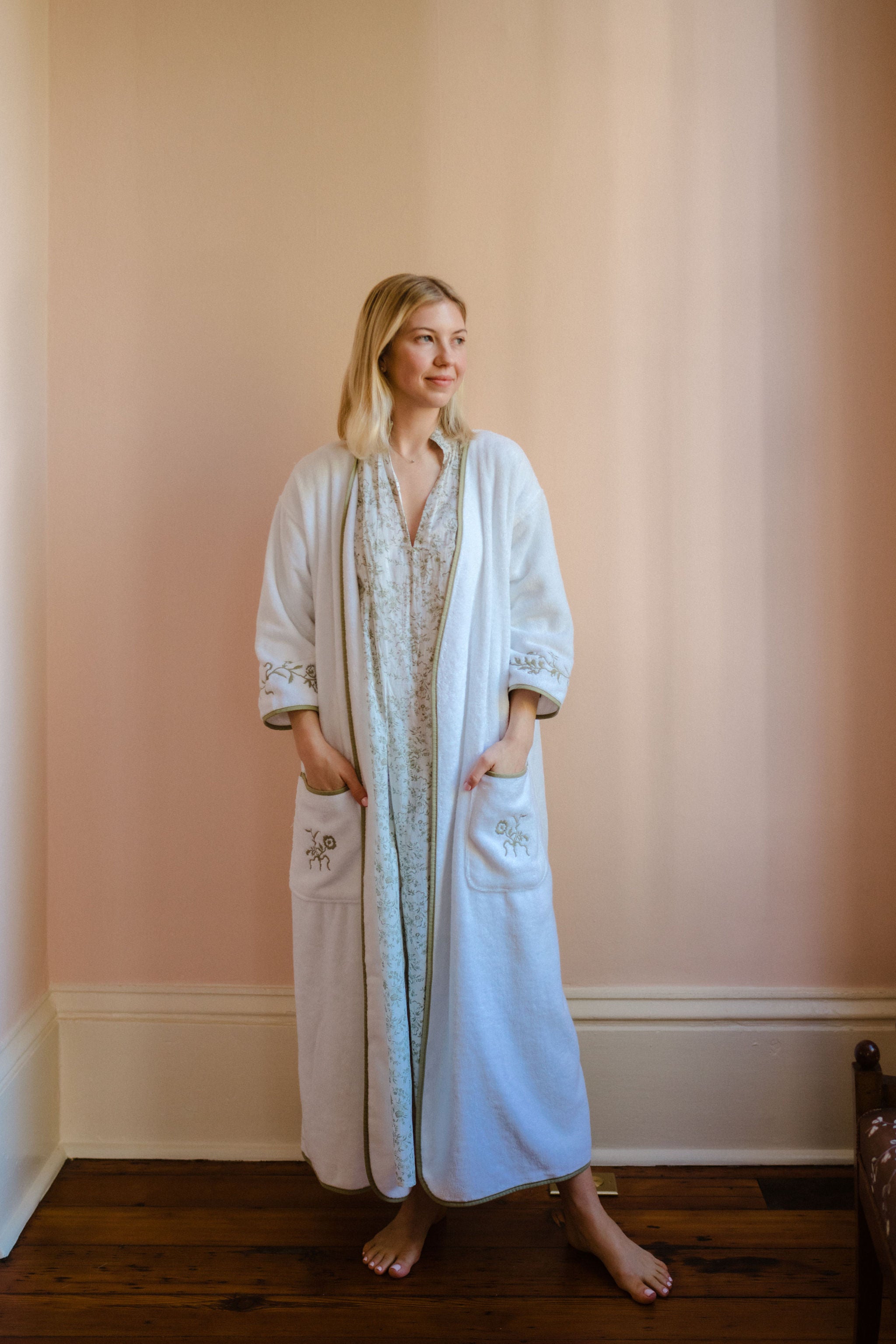 Floral Embroidered Women’s Long Robe