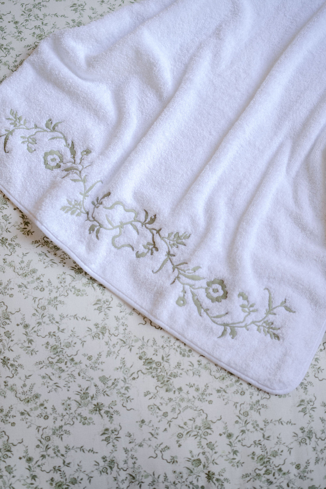 Floral Embroidered Bath Towel