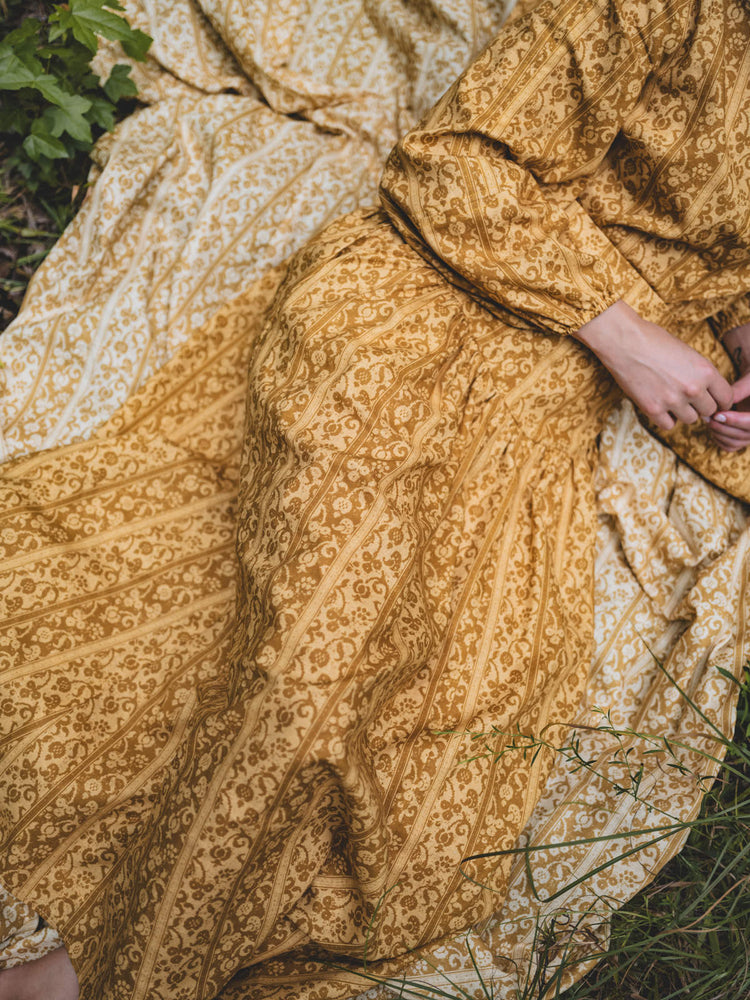 Iris Skirt in Gold Melograno Stripe