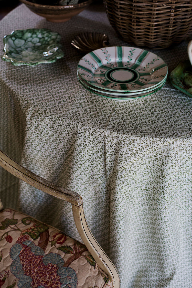 Ivory Eaddy Tablecloth